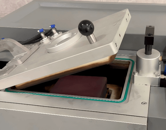 bar casting machine lid