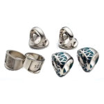 polishing jewelry